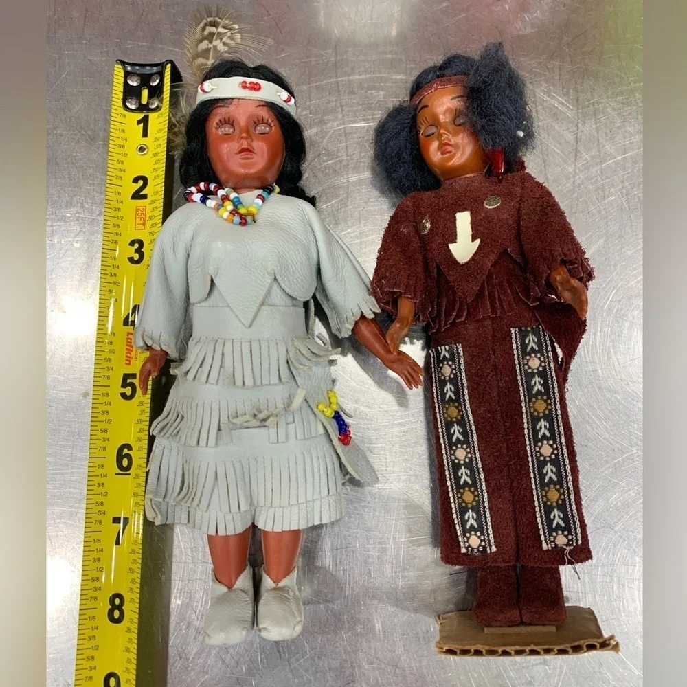 2 Vintage Carlson Dolls Native American Indian Indigenous Dolls, one w/ papoose